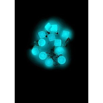 Fluorescencyjne kolczyki brokatowe - błękitne romby